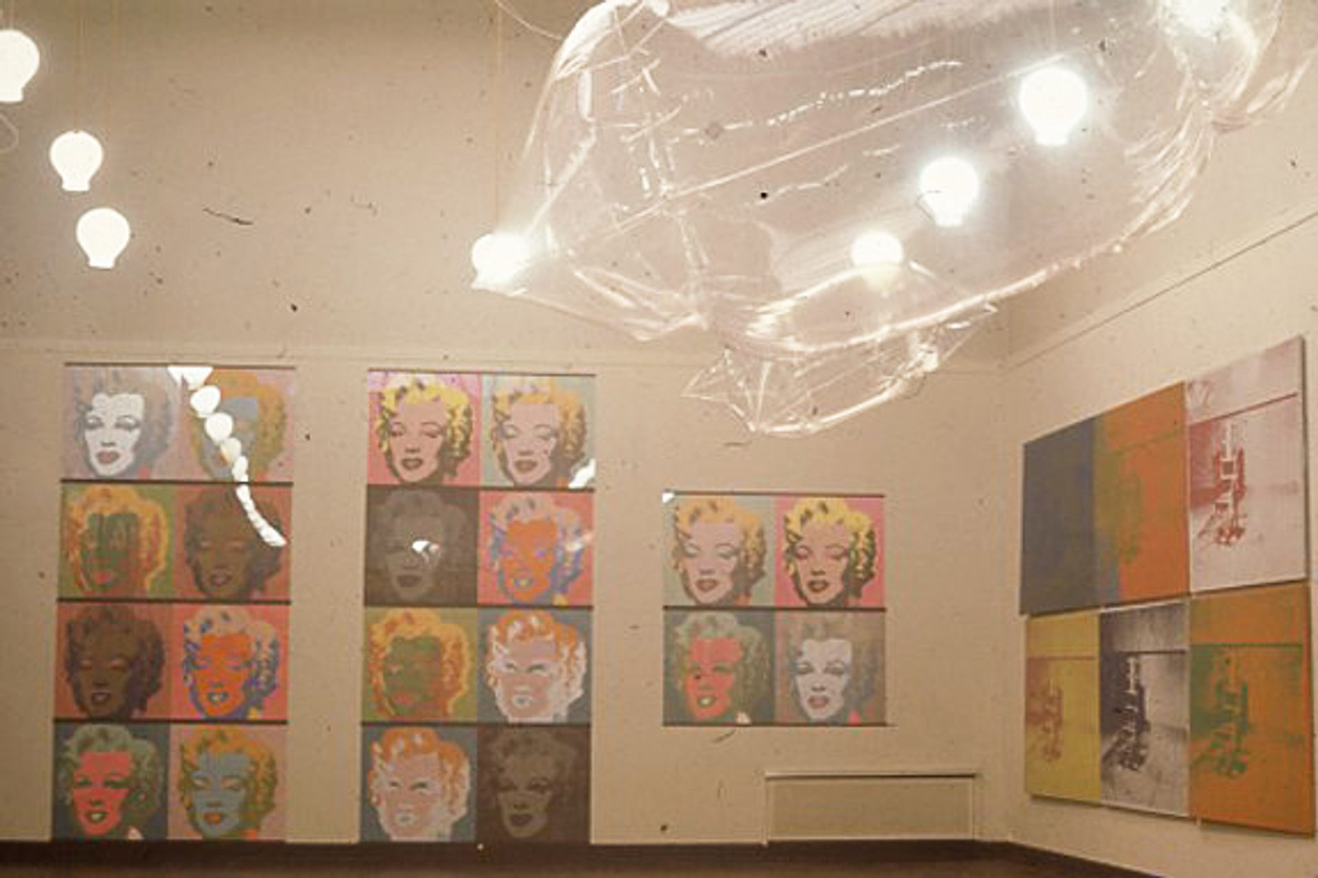 1968 Warhol installasjon Foto Morten Krohg