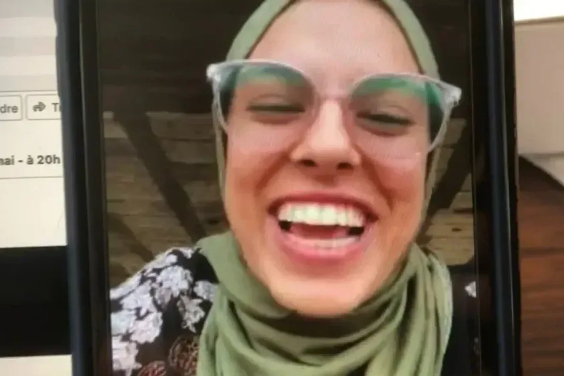 Put your soul on your hand and walk