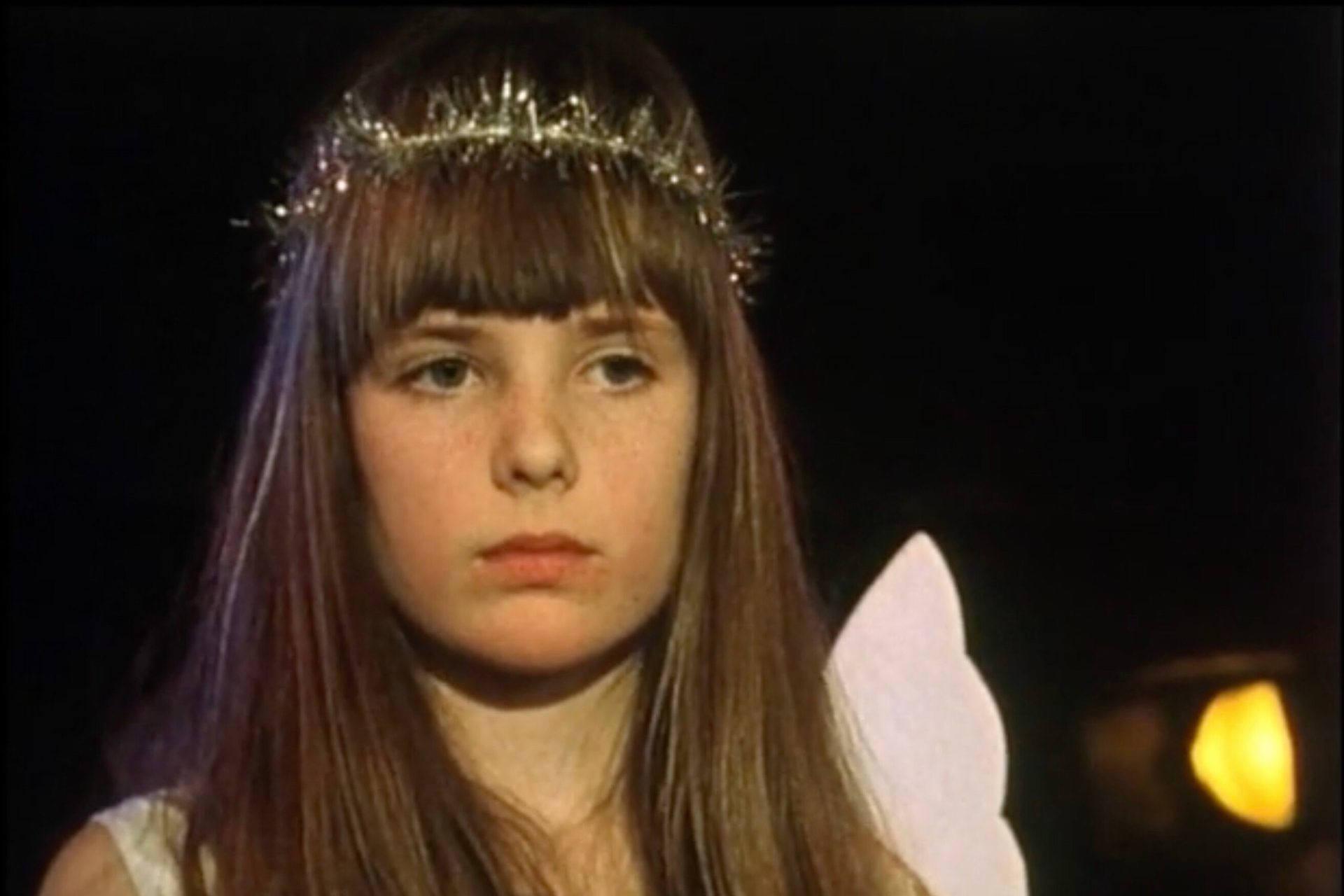 Flink pike sitt pent ny