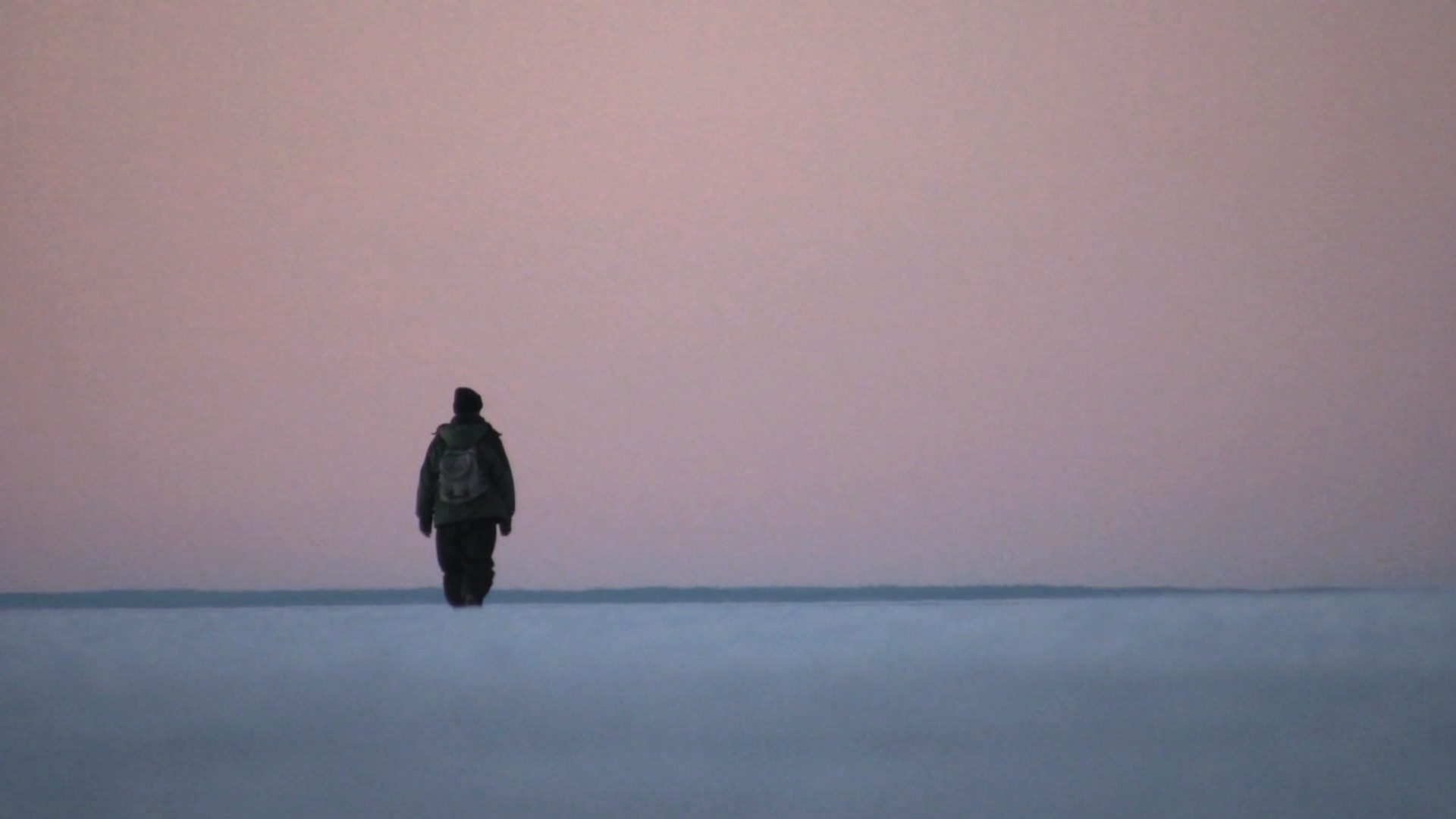 Stillbilde_1_fra_videoverk_Hermit_av_Dimitri_Lurie